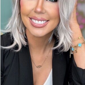 Stylish Silver Women's Hair Wig